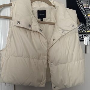 Love Tree Women's Off-White Puffer Vest
